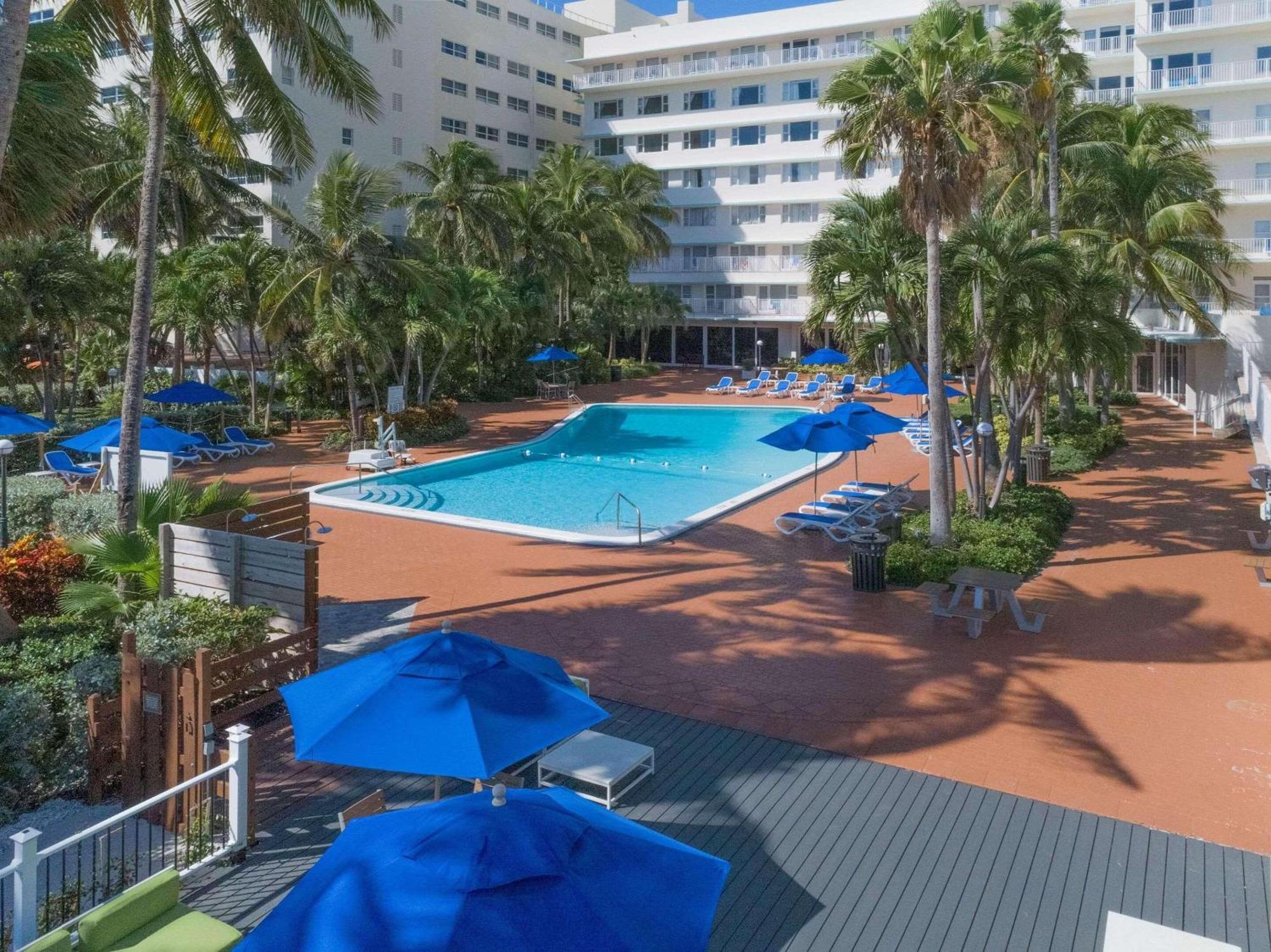 Radisson Resort Miami Beach Ngoại thất bức ảnh