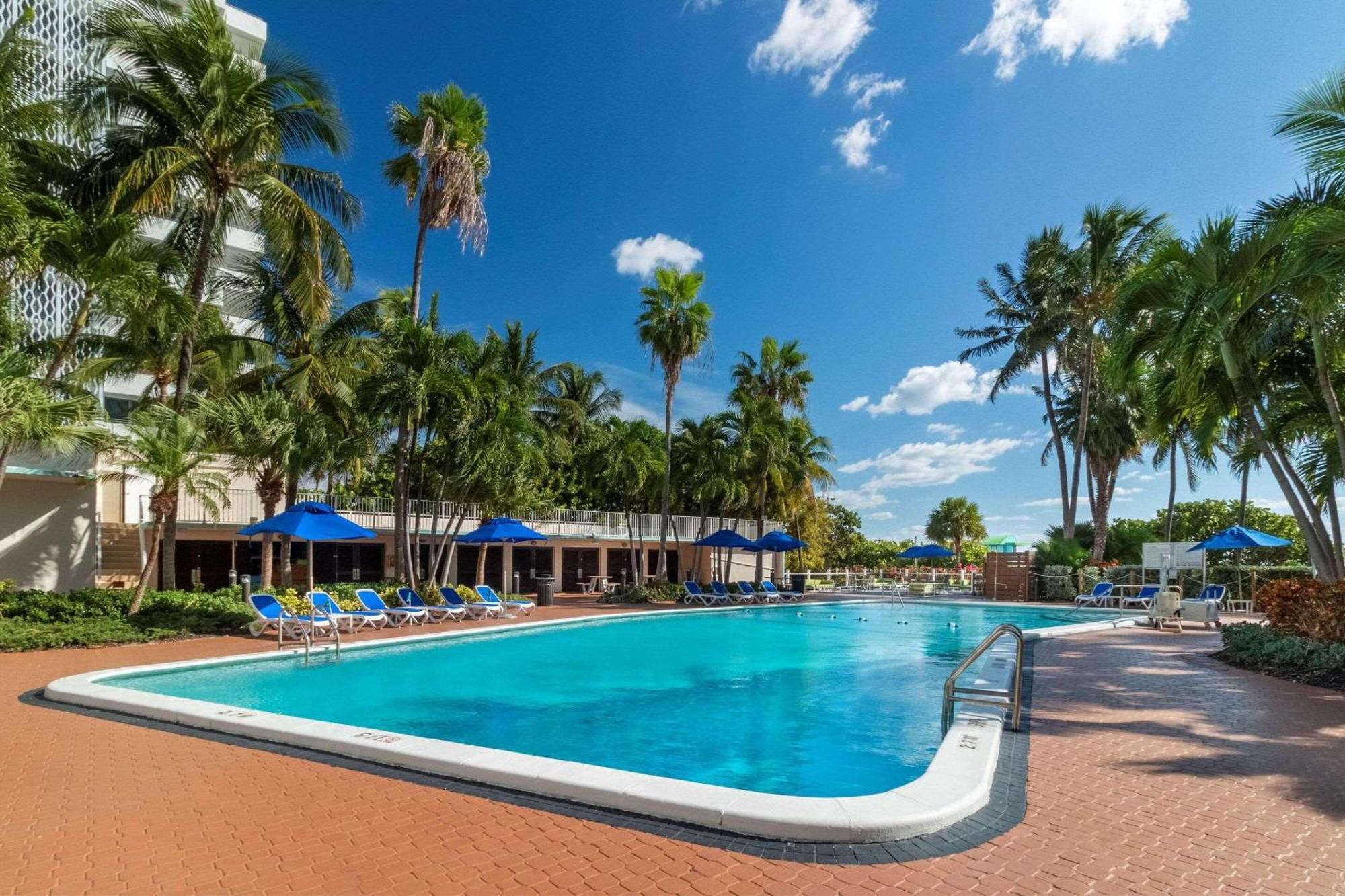 Radisson Resort Miami Beach Ngoại thất bức ảnh
