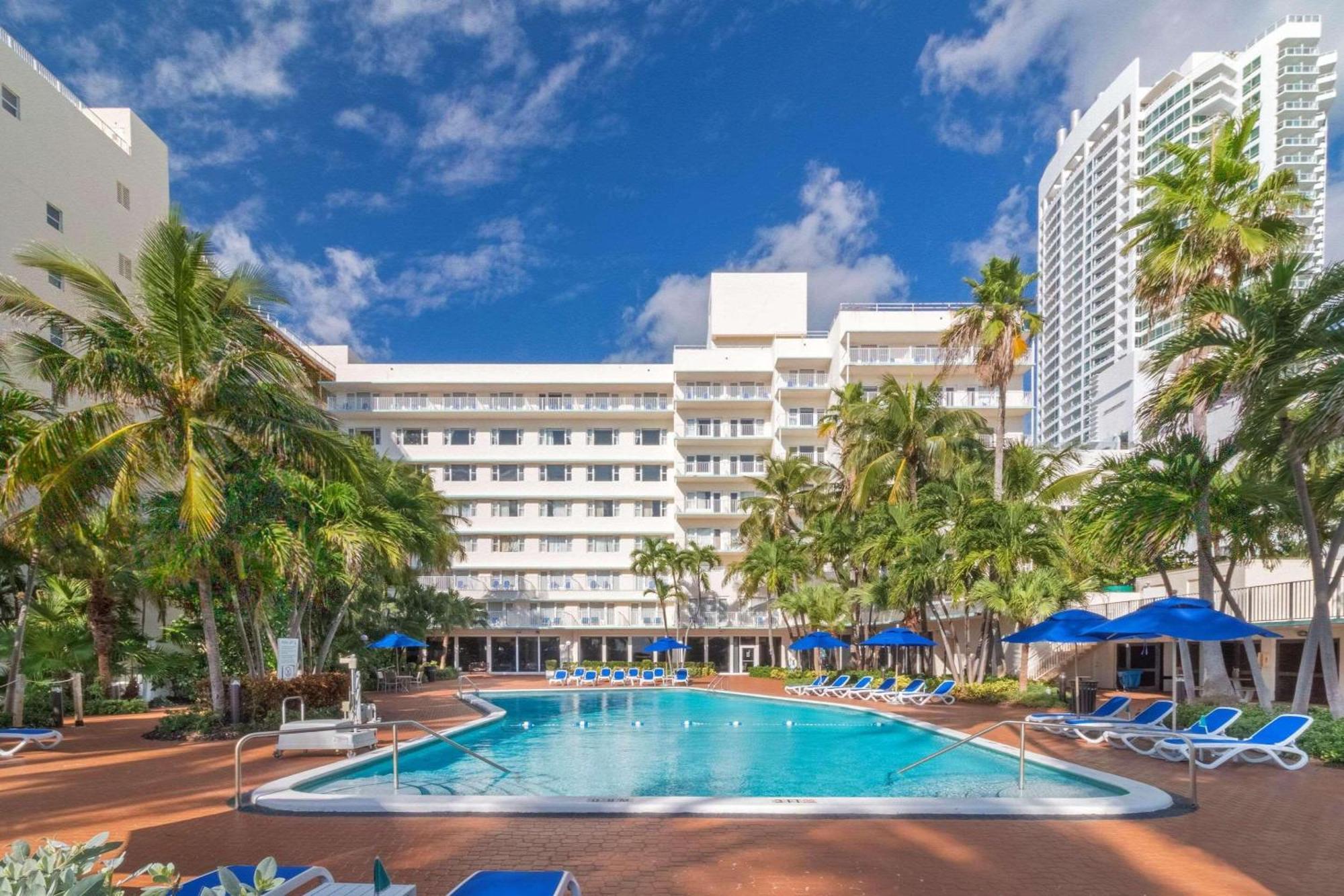 Radisson Resort Miami Beach Ngoại thất bức ảnh