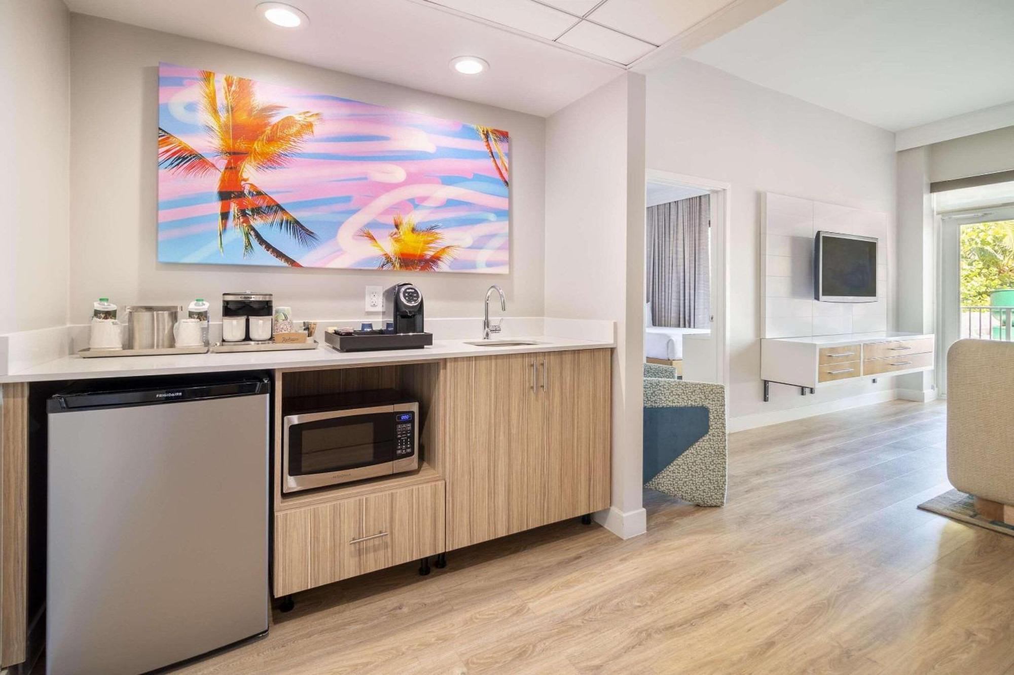 Radisson Resort Miami Beach Ngoại thất bức ảnh
