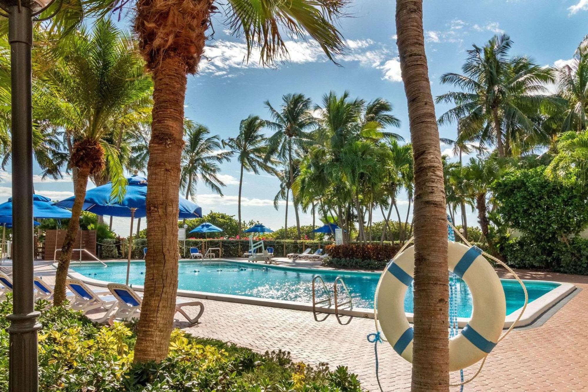 Radisson Resort Miami Beach Ngoại thất bức ảnh