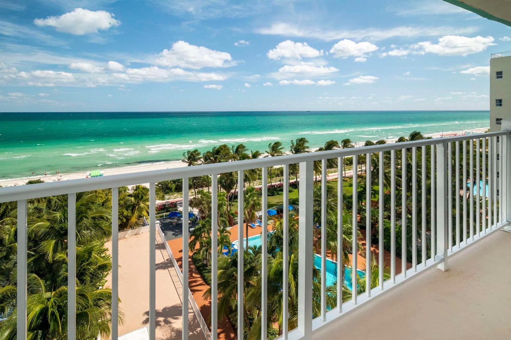 Radisson Resort Miami Beach Ngoại thất bức ảnh